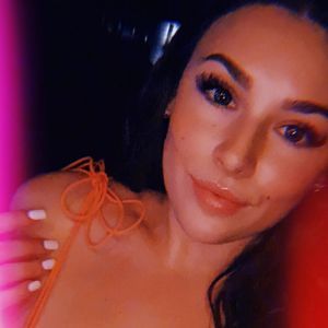 Meet your Posher, Kendra